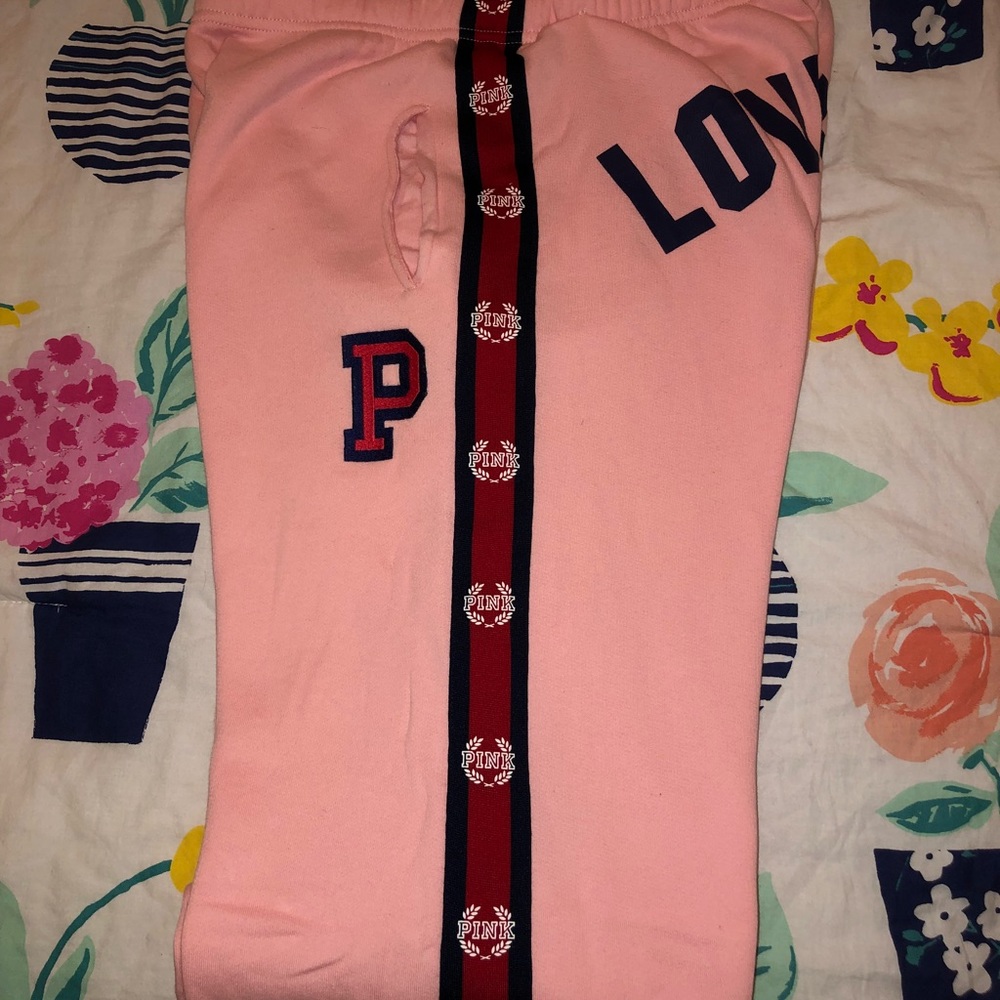 PINK SWEATSUIT